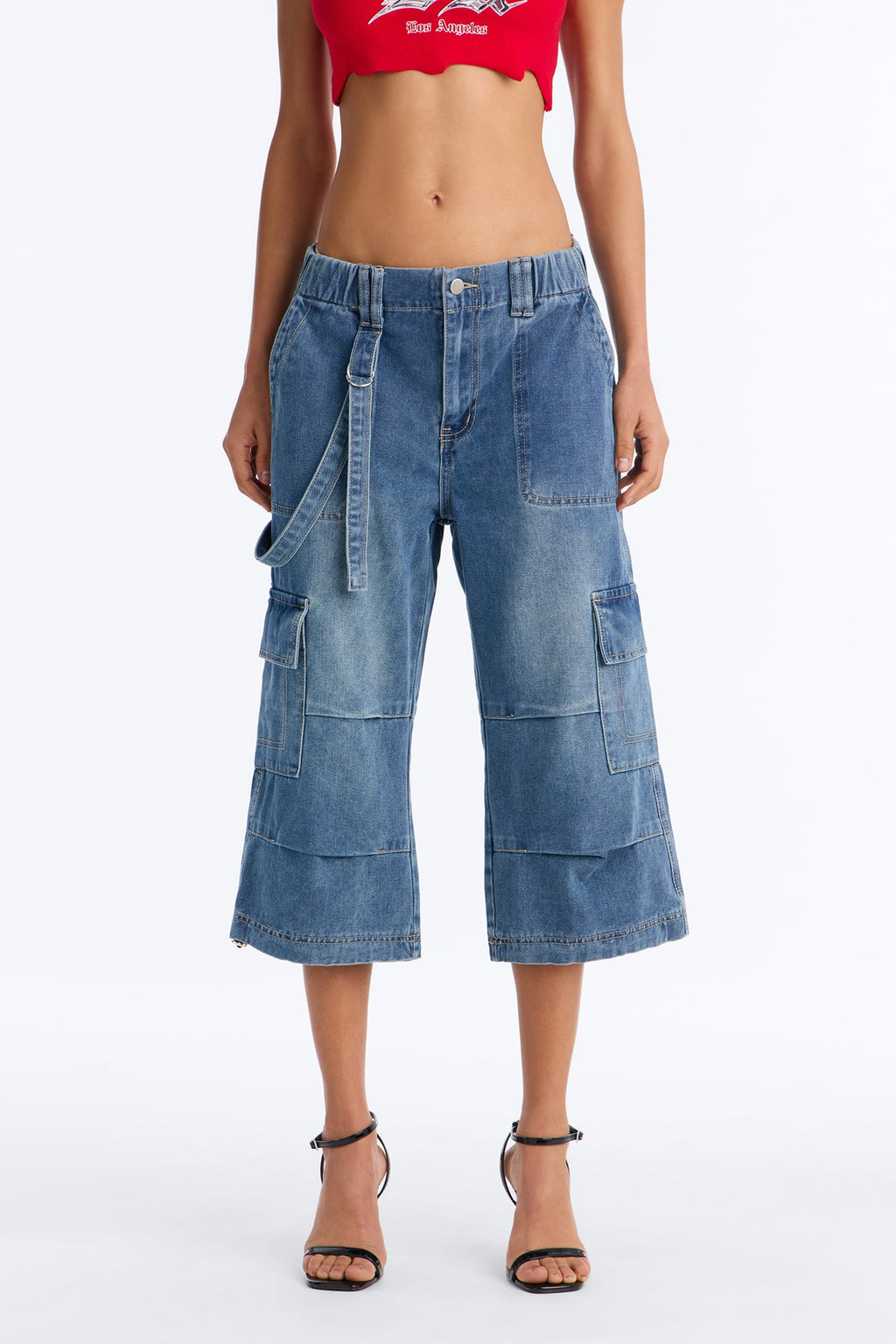 Relaxed Fit Wide Leg Jeans - Medium Wash