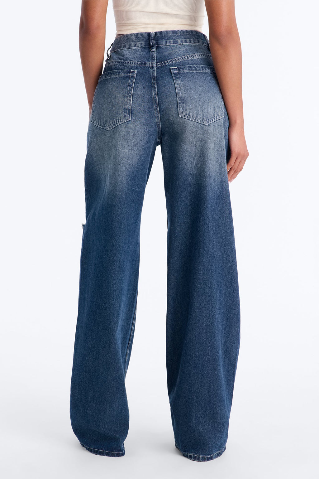 Relaxed Fit Tapered Jeans - Dark Wash