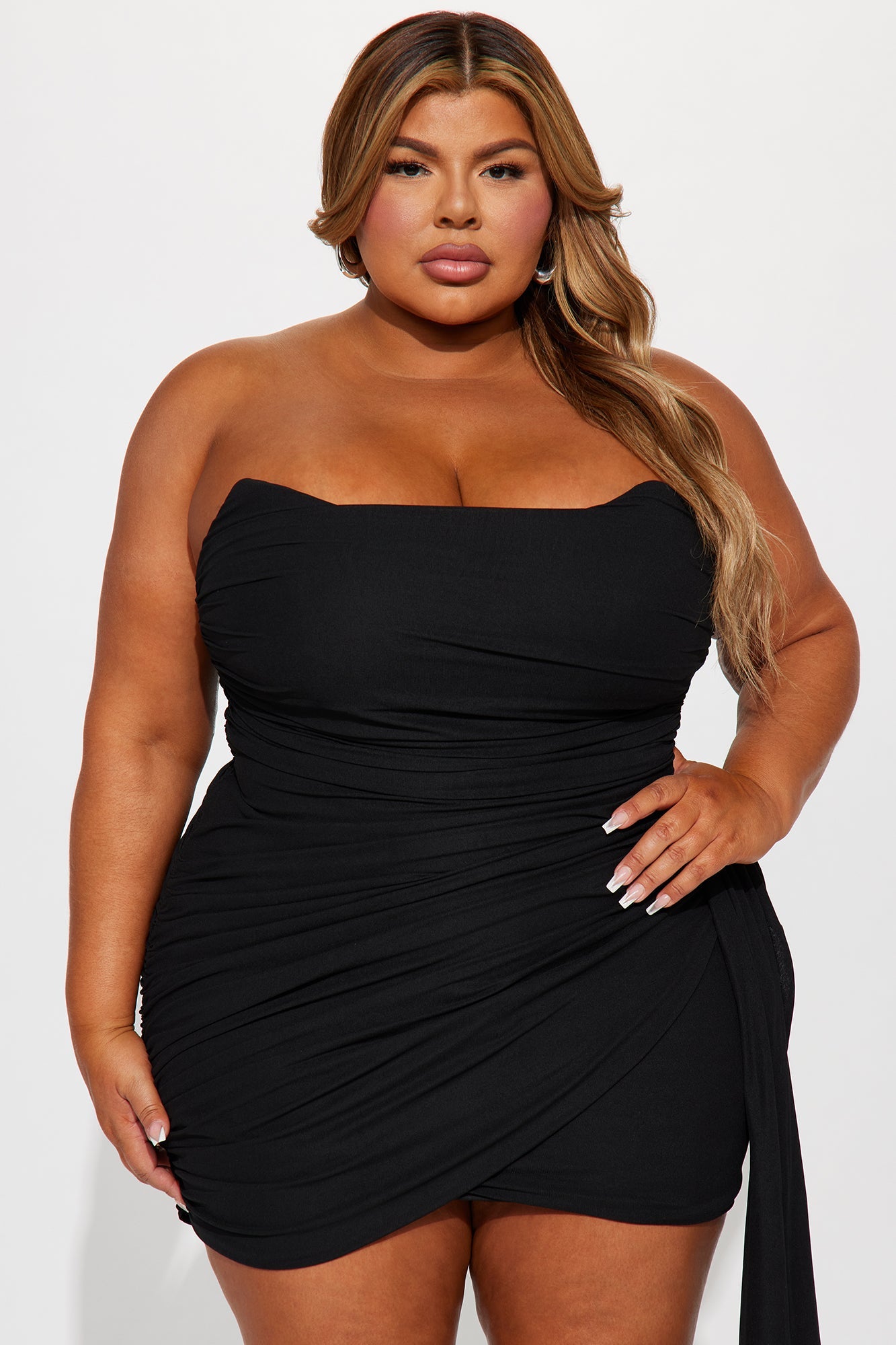 Strapless Ruched Bodycon Mini Dress - Black