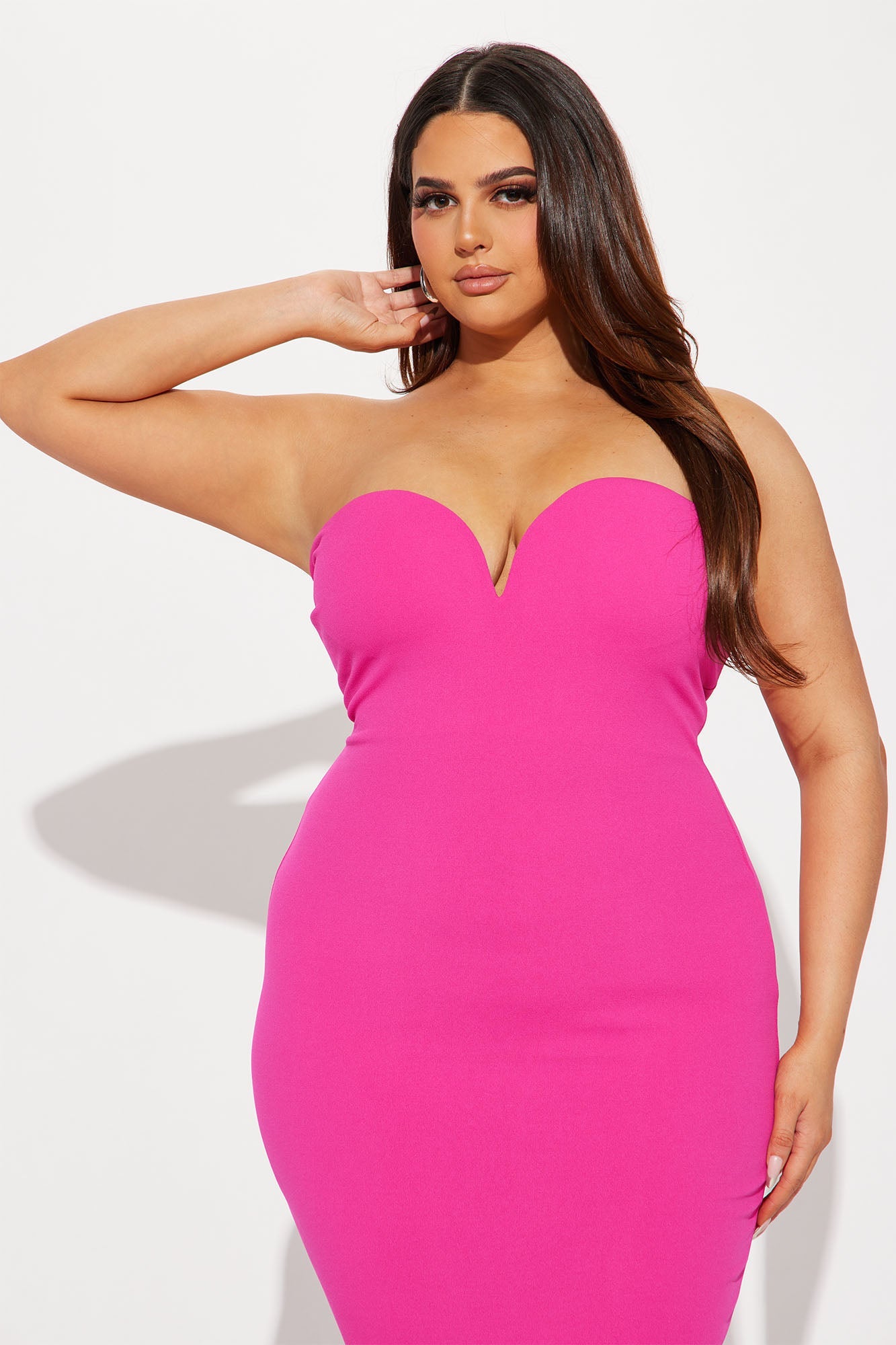 Strapless Ruffle Sweetheart Tube Midi Dress - Fuchsia